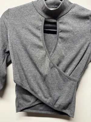 Crop Top Gaze USA size medium  thumbnail 2