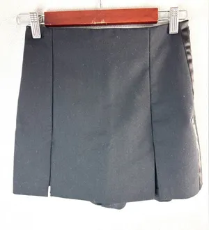 Zara XS Tailored Dressy Skort in Black thumbnail 1