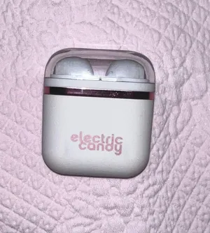 Tzumi Electric Candy Blush Soundmates Wireless Earbuds thumbnail 1
