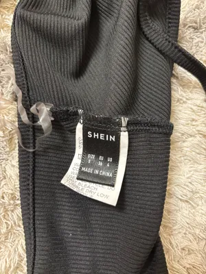 Shein Crop Top halter thumbnail 2