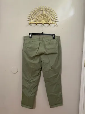 Old Navy Women's Olive Green Straight Leg Chinos thumbnail 2