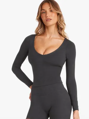 CSB Crop Shop Boutique Freedom Alina Gray Longsleeve V Neck Workout Top S $79 thumbnail 1