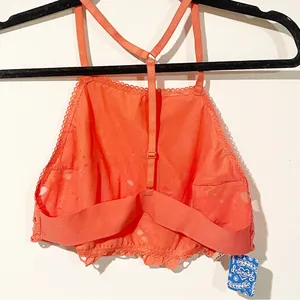 Free People Size Medium Coral Kiss‎ Kiss Racerback Crop Tank NEW thumbnail 6