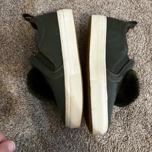 TORY BURCH Pom Pom Satin Platform Sneaker In Green Women’s Size 6.5 thumbnail 6