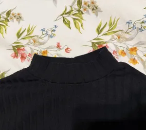 Forever 21 Long sleeve black top thumbnail 2