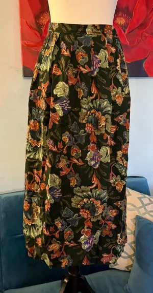 Vintage 90s USA ORVIS Women's Floral Pleated Skirt Autumn Shades Size 10/12 thumbnail 1