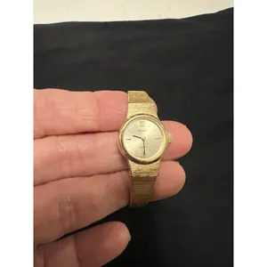 Vintage Gold Tone Ladies Pulsar Round Dainty Thin Watch Minimalist Elegant Chic thumbnail 5