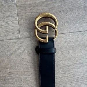 Gucci Black Leather Belt with Gold Buckle thumbnail 2
