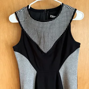 YOANNA BARASCHI‎ USA Size 6 Stetch PONTE Windowpane Colorblock Sleeveless Dress thumbnail 3