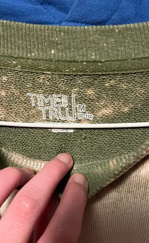 cute hunting sweatshirt Size M thumbnail 3