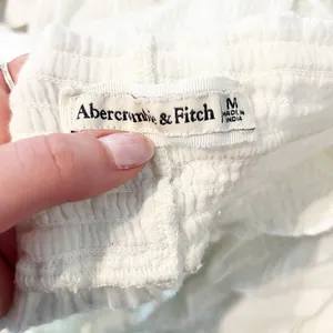 Abercrombie & Fitch Gauzy High Waisted Wide Leg Beach Pants White Medium thumbnail 4