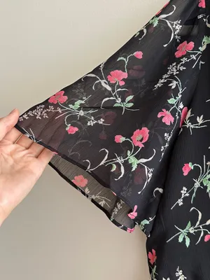 Haver London Smocked Waist Floral Flowy Blouse, Black/Pink, Size Large thumbnail 5