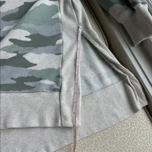 Aerie Green & Cream Camouflage Sweatshirt size M thumbnail 10