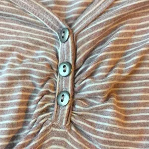 American Eagle • Soft and Sexy Mauve Striped V-Neck Shirt Size Small thumbnail 6