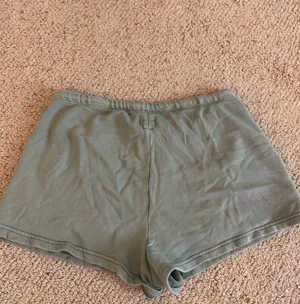 American Eagle shorts  thumbnail 4