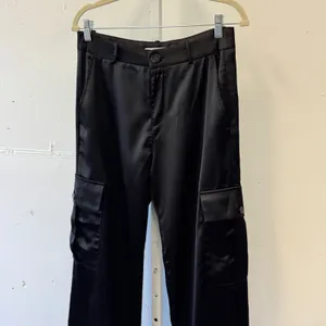 Zara Satin Cargo Pants Wide Leg Utility Trousers Size Medium Women's Black thumbnail 3