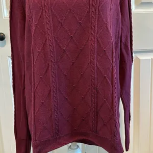 Banana Republic XL Burgundy Scoopneck Cable Knit‎ Sweater thumbnail 4