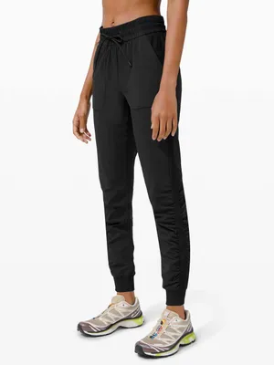 Lululemon Beyond the Studio Jogger Black Size 8 thumbnail 2