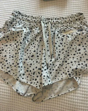 Vuori shorts thumbnail 1