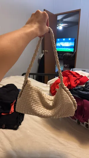 purse  thumbnail 2