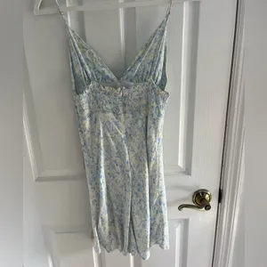 Floral dress White Size M thumbnail 2