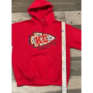 Gildan Hoodie Size M Red NFL Chiefs Logo Cotton Kangaroo Pocket thumbnail 3