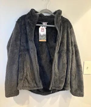 avalanche fuzzy grey jacket with pockets. size medium, new with tags  thumbnail 1