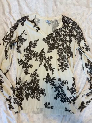 Gap brown and white long sleeve shirt thumbnail 3