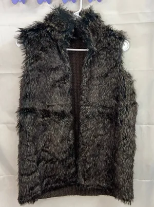 89th & Madison women's brown‎ faux fur crocheted open front sweater vest medium thumbnail 1