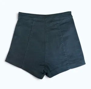 H&M Black High-Waist Tailored Twill Shorts, Size 4, MSRP $29 thumbnail 2
