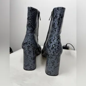 Sam Edelman Codie Bootie in Marina Blue Snakeskin Sz 9 thumbnail 12