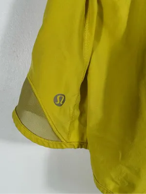 Lululemon Hotty Hot Short II 2.5” Women’s‎ Size 6 Yellow Running Athletic Shorts thumbnail 7