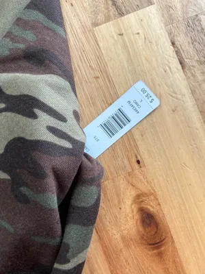 Justify Camo Quarter Zip Pullover Sweatshirt Size L Vibes Graphic thumbnail 3