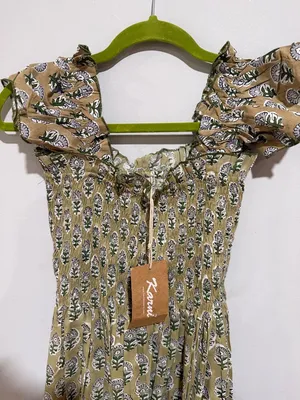 Kivari Olive Printed Ruffle thumbnail 3