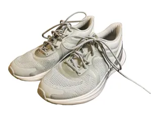 Lululemon Blissfeel Running Shoes Womens Light Grey Silver Athletic Sneakers 9 thumbnail 1