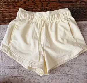 Lululemon Shorts thumbnail 1