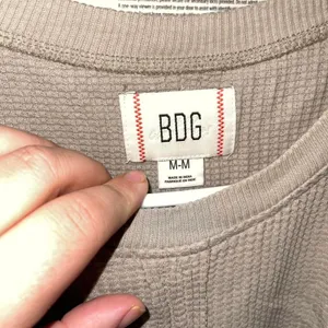 BDG Urban Outfitters Multi-Fabric Crop Shirt - Size Medium thumbnail 4