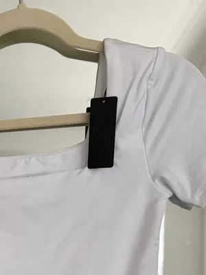 NWT. White Square Neck Short Sleeve Bodysuit in S thumbnail 2