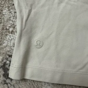 Lululemon All Aligned Mock Neck Long Sleeve Shirt Size 8 - White Opal thumbnail 4
