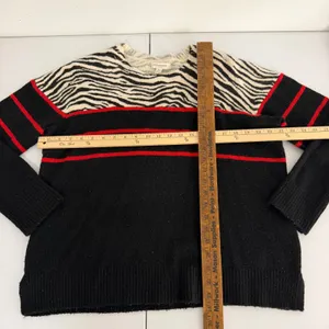 Sweater Womens XL Zebra Stripe Knit Pullover Black Red Cozy Animal Print Casual thumbnail 7