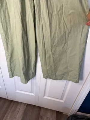 CIDER Women's Linen Blend V-Neck Ruched Pale Green Wide-Leg Jumpsuit thumbnail 11
