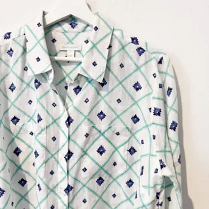 Charter Club Shirt Size Large Blue Floral Linen Blend Rhinestone Coastal Grandma thumbnail 2