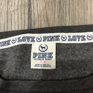 Victoria’s Secret Pink Love Pink Grey Fleece Long Sleeve Tee Shirt Top Small thumbnail 3