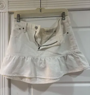 White Abercrombie Skirt Mini thumbnail 1