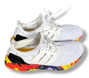 Adidas Ultra Boost 5.0 DNA White Floral Midsole Women 6.5 GX3028 Sneakers thumbnail 1