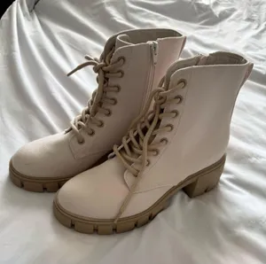 Brown Target Boots Lace-Up thumbnail 1