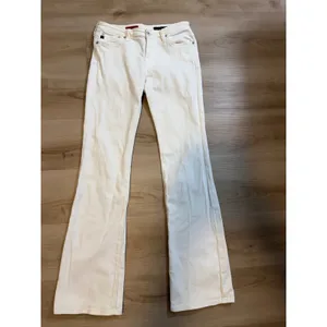 AG‎ Adriano Goldschmied The Angel Jeans Women 29R White Bootcut Stretch Denim thumbnail 12