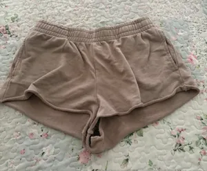 Garage Shorts thumbnail 1