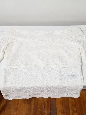 Hollister All Over Lace - Off the Shoulder Top - Cloud Dancer - Size M thumbnail 6