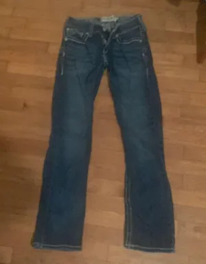 Ariat Mid Rise Straight Leg Jeans thumbnail 1